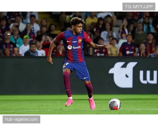 亚马尔 vs 登贝莱：边锋天赋与成长潜力对比