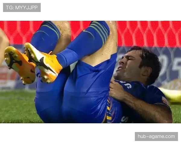 裁判视线受阻时，VAR如何介入判罚？