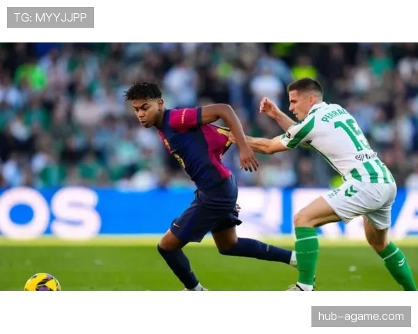 小罗本赛季边路盘带频繁撕开防线，进攻影响力回升显著